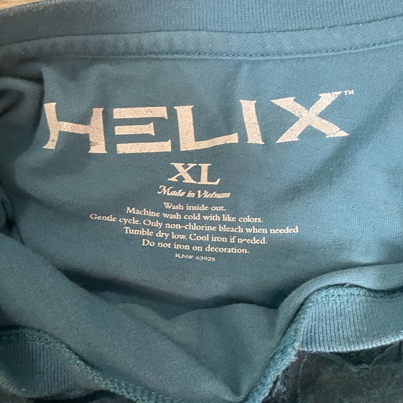 Mens Y2K Graphic Tee by:Helix Size:XL - Picture 3 of 3